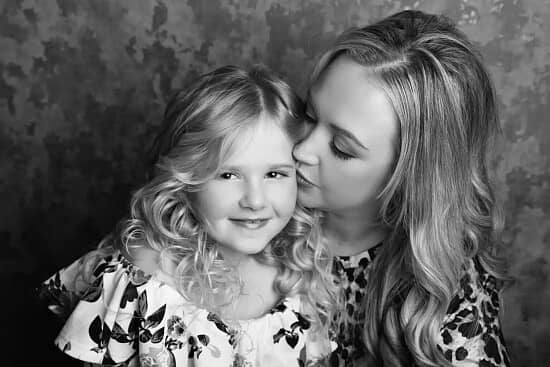 WIN a Mother’s Day VIP Photoshoot & Makeover - Worth £1500!