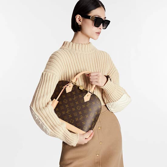 Unbeatable Style: Up to 70% Off Secondhand Designer Fashion & Accessories + Extra 10% Off!