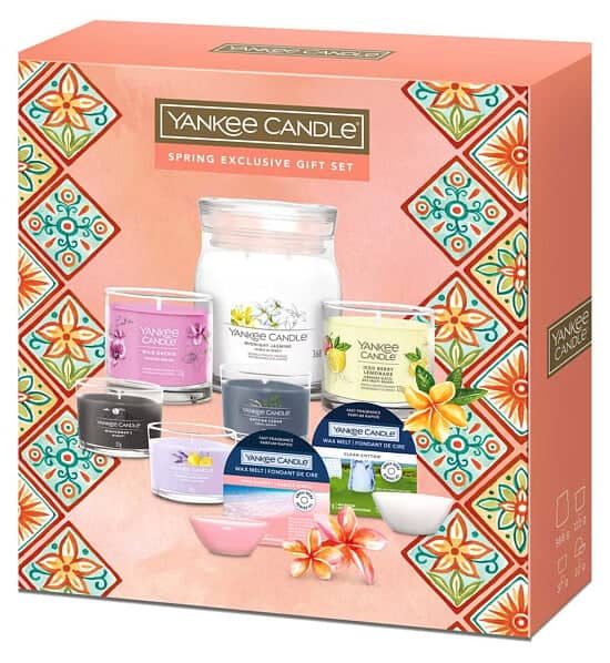 WIN this Yankee Candle Spring Exclusive Gift Set
