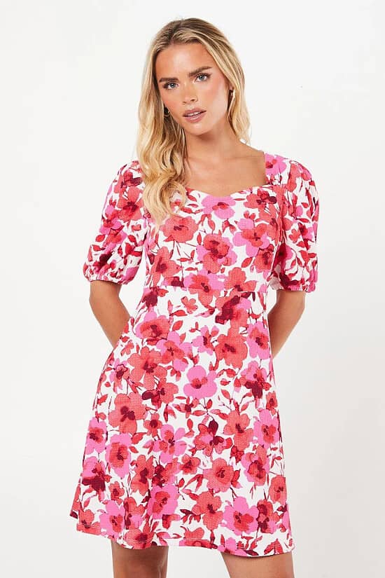 Petite Perfection! Shop the Dorothy Perkins Petite Clothing Sale – Style That Fits Just Right! 💃✨