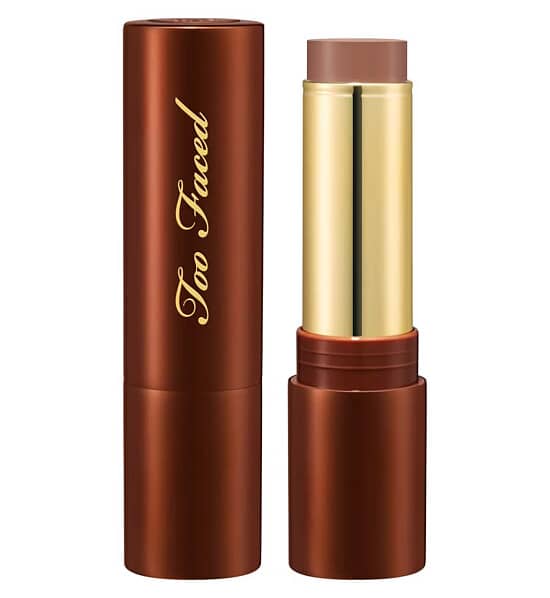 Save £10 on 100s of trending beauty products from Estée Lauder, M‧A‧C​, Clinique & more