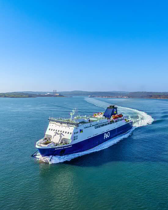 Midweek Caravan Offer – Save 50%! 🚐⛴️