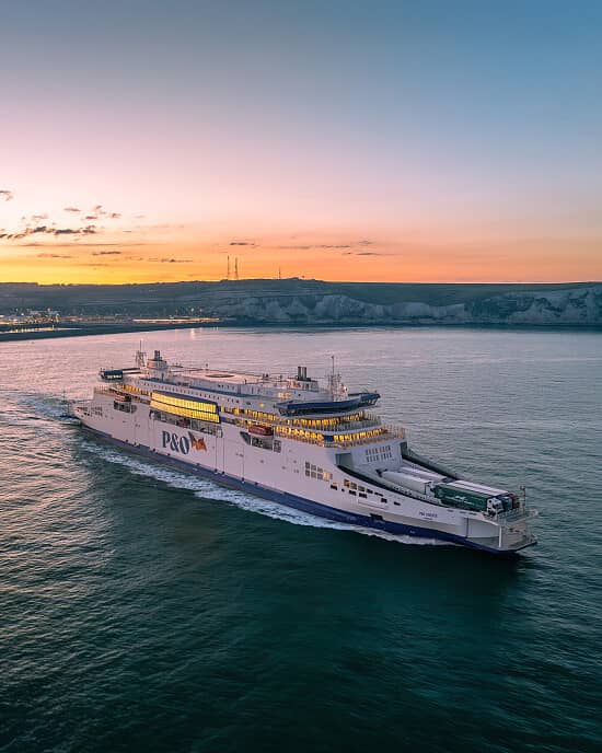 28 Hour Return Offer โ Save 25% on Cairnryan to Larne! ๐ขโณ