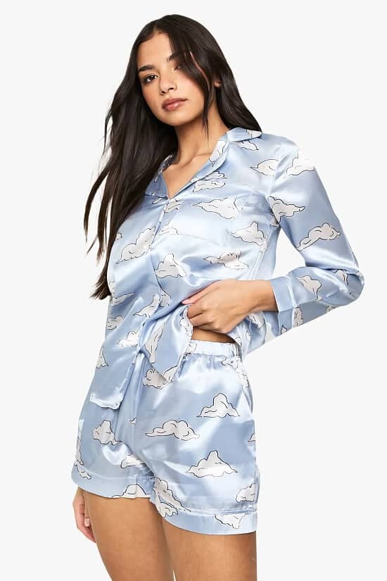 🌙 Sale Nightwear with boohoo – Dreamy Styles, Dreamy Prices!