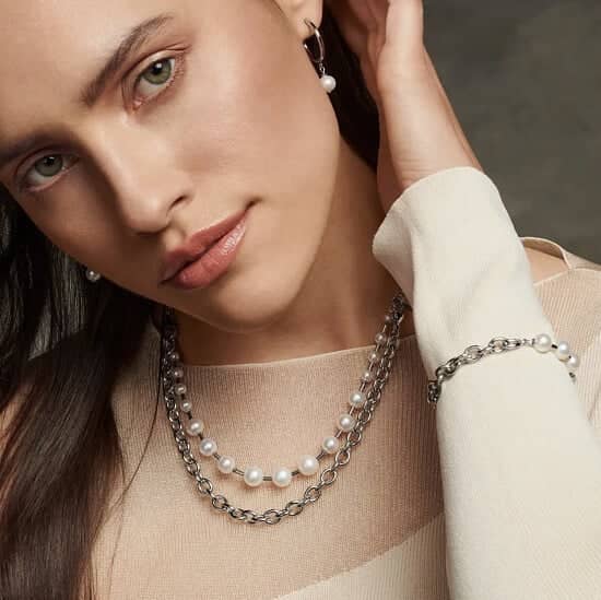 Save in Style – Up to 50% Off John Greed Women’s Collection!