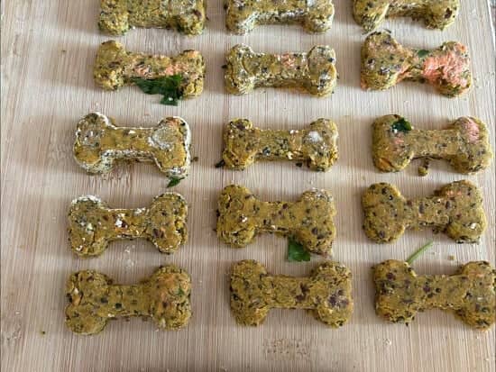 30 assorted flavoured gravy bone dog biscuits buy 2 bags get 1 bag free