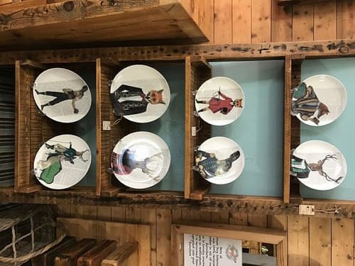 Decorative Wall Plates £45.00 - £50.00!
