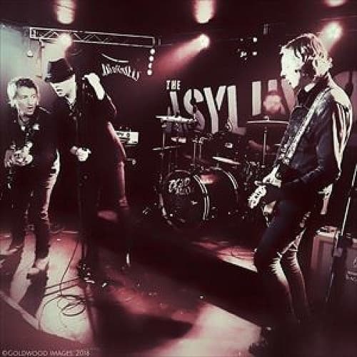 New Generation Superstars + The Midnight Dogs