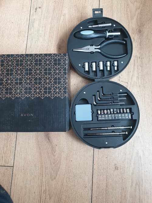 Win this Tool Set