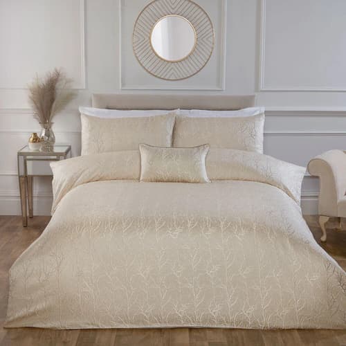 Wrap yourself in elegance with up to 70% off on Jacquard Bedding!