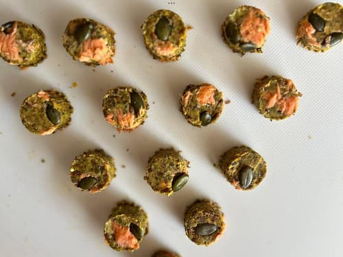 '50 dog biscuits Anal gland issues also preventative buy 2 bags get 1 free'