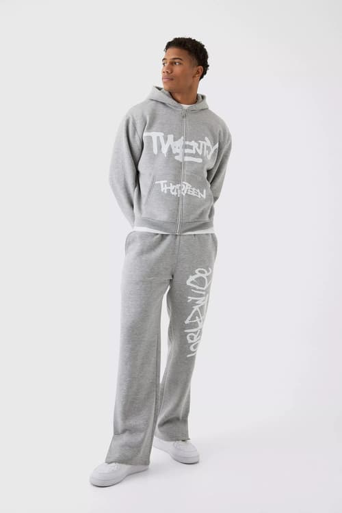 Stay Stylish and Comfy – Men’s Tracksuits Sale On Now! Shop the Deals!