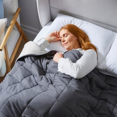 Cosy up for less! 🛏️ Get 5% off bedding when you spend £75 or more at Silentnight!
