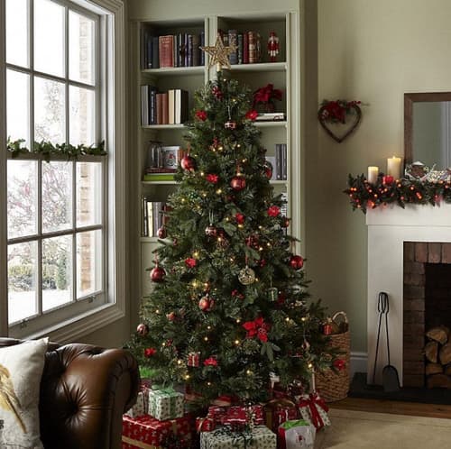 SAVE 25% on Artifical Christmas Trees - 6.5ft Luxury Pre-lit Regency Tree £60.00!